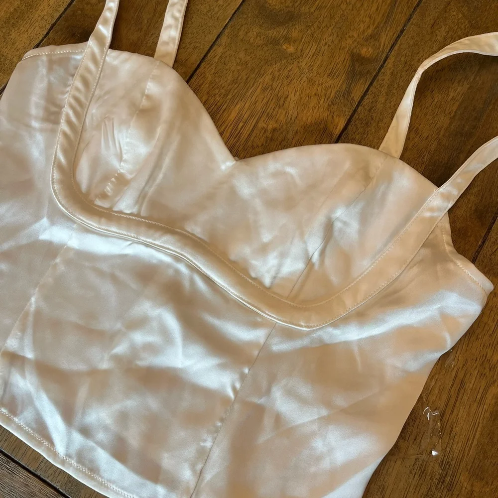 NWT Princess Polly White Satin Corset Crop Top size 4 - Picture 7 of 10